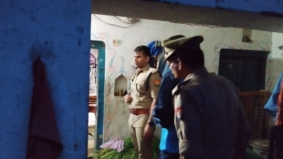 टाफी खाने से दो सगी बहनों की मौत, दो की हालत गंभीर, परिजनों ने पड़ोसी पर लगाए ये आरोप