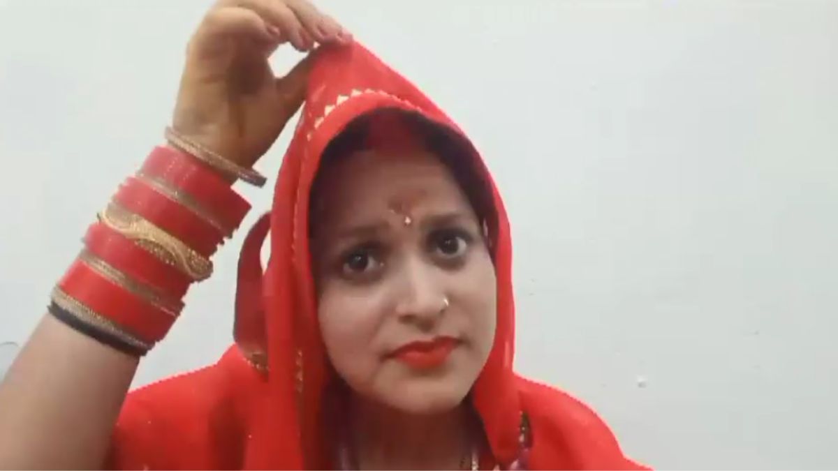 बरेली की इकरा ने प्रेमी आकाश से की शादी.