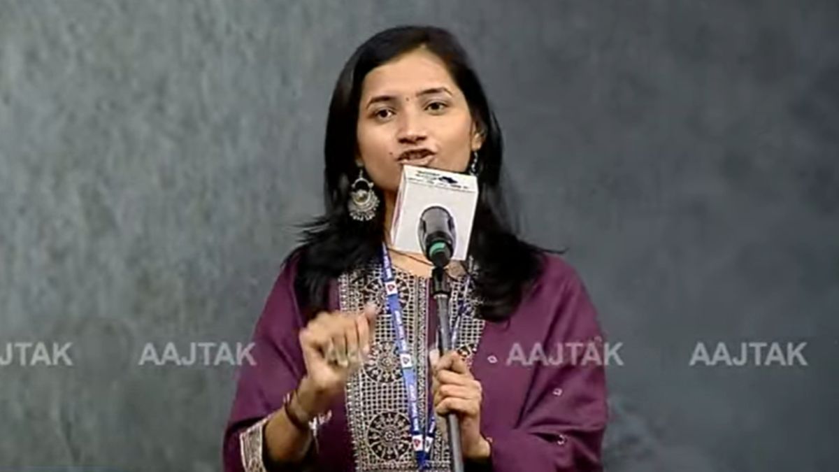 कवयित्री वैशाली (तस्वीर- आजतक)