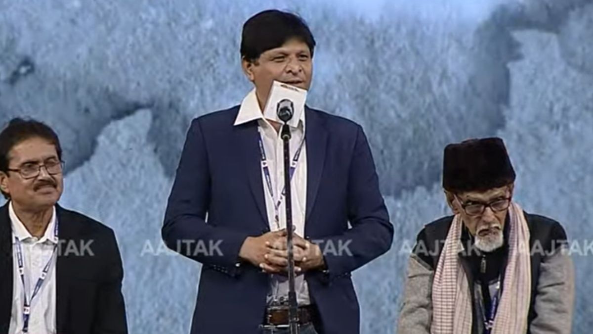 शायर मोईन शादाब (तस्वीर- आजतक)