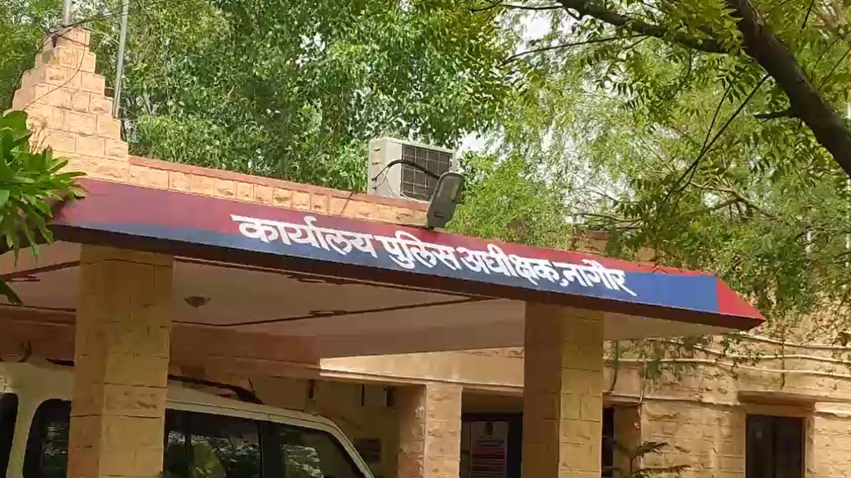 'मुझे भी दिला महिंद्रा Thar...' युवक को दोस्तों ने बनाया बंधक, 20 लाख लेकर छोड़ा