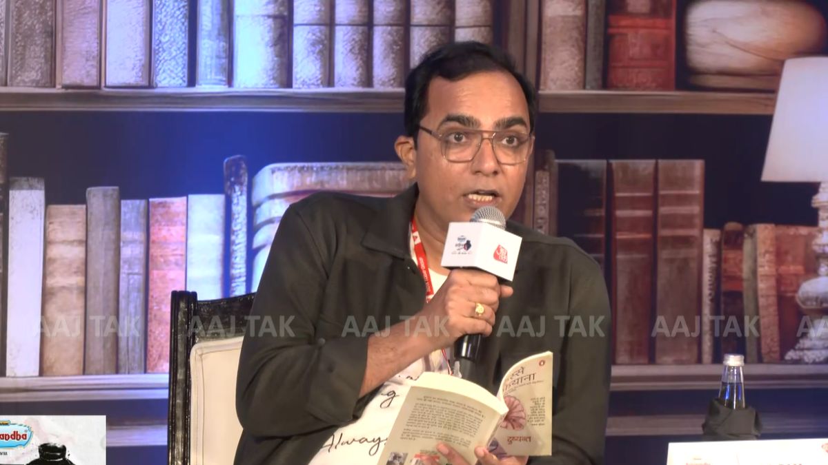 लेखक दुष्यंत 