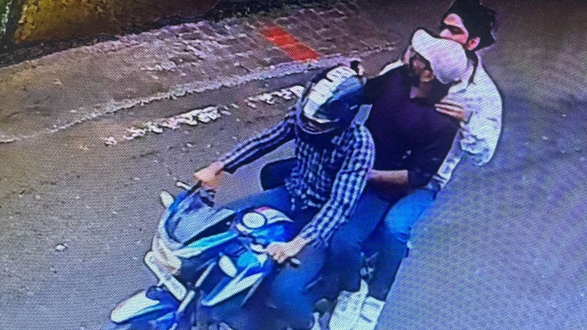 हत्या के बाद जश्न मनाते हुए बाइक से निकले थे शूटर्स... तौसीफ बादशाह कर रहा था शूटआउट को लीड