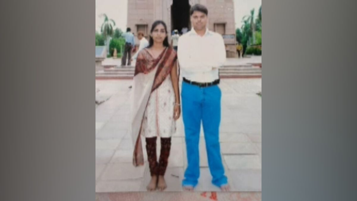 आलोक मौर्य और ज्योति मौर्य.