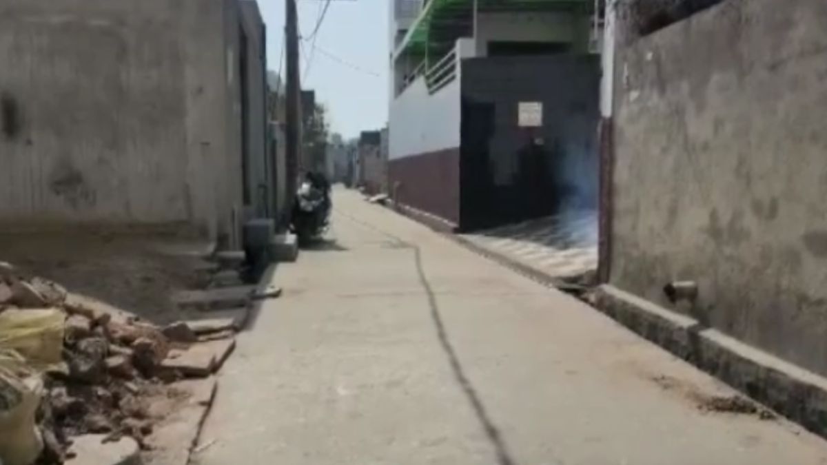 लिव-इन में नहीं रह रही थी निक्की, पुलिस ने गढ़ी ये थ्योरी... परिजनों का आरोप लिव-इन में नहीं रह रही थी निक्की, पुलिस ने गढ़ी ये थ्योरी... परिजनों का आरोप