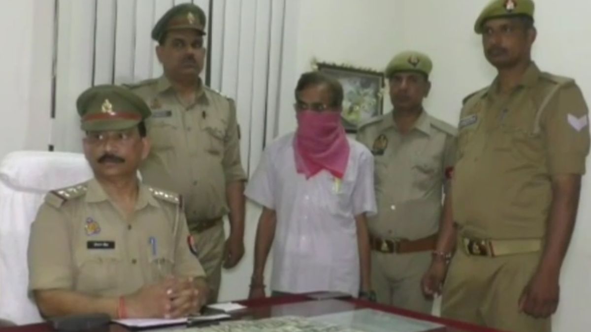 जीआरपी की गिरफ्त में आरोपी. जीआरपी की गिरफ्त में आरोपी.