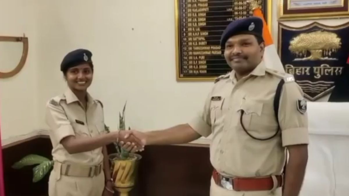 महिला कॉन्स्टेबल बबली बनीं DSP, प्रेग्नेंसी में क्लियर किया मेंस, तीसरे प्रयास में मिली कामयाबी महिला कॉन्स्टेबल बबली बनीं DSP, प्रेग्नेंसी में क्लियर किया मेंस, तीसरे प्रयास में मिली कामयाबी