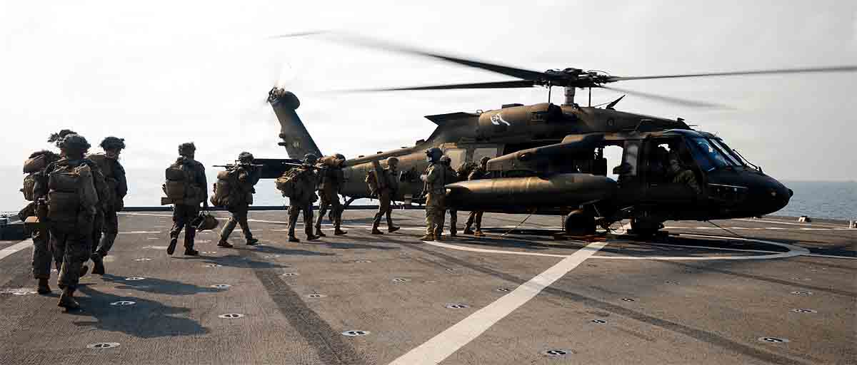 USS Tripoli 2500 marines Heading Iran