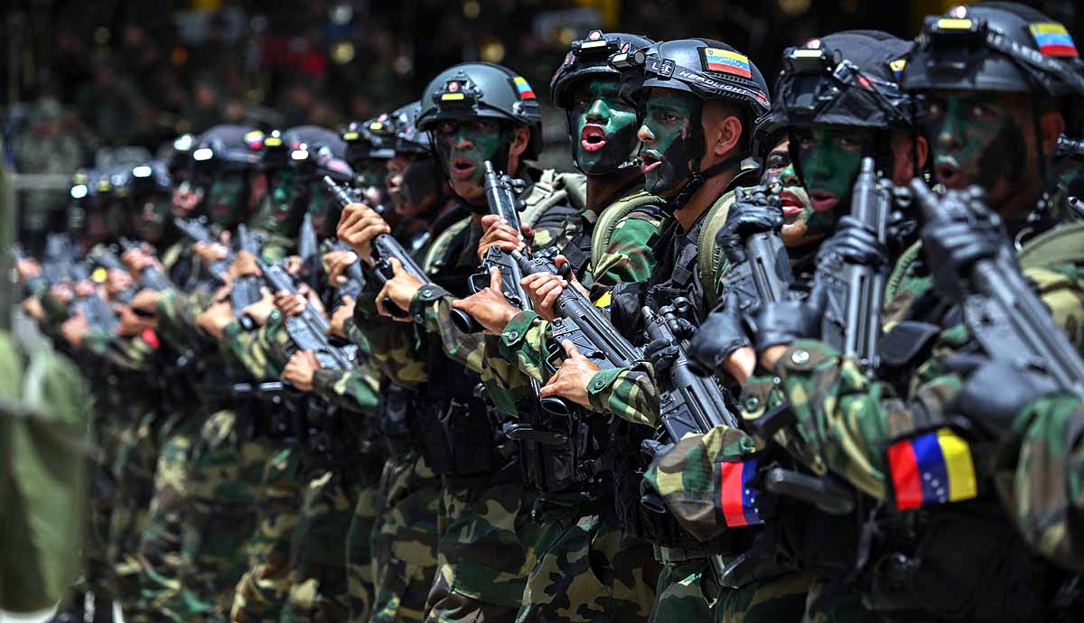 Venezuela military defiance