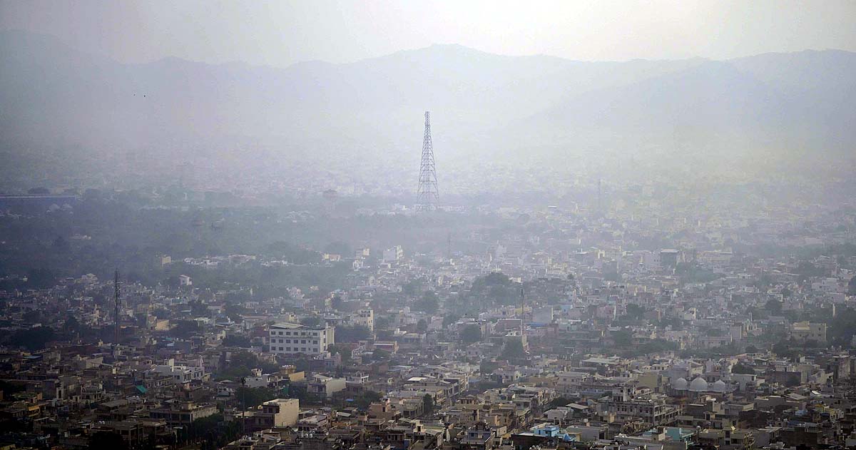 Why does fog occur Why does fog occur