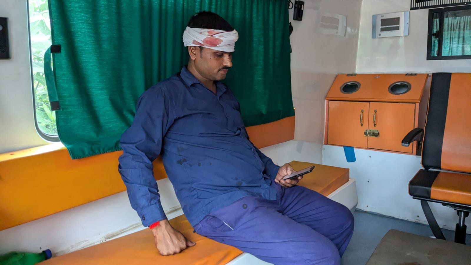 पीड़ित युवक.