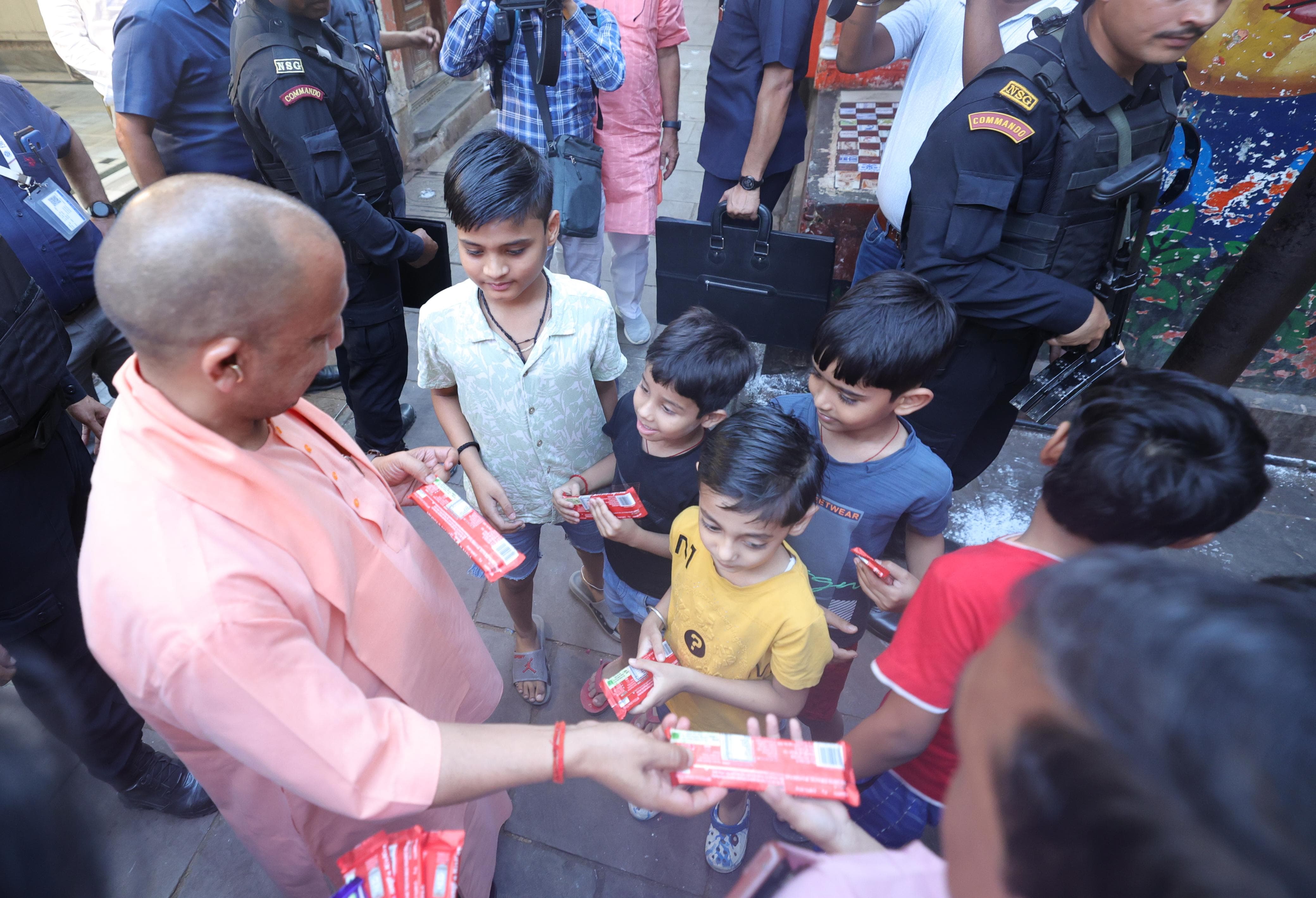 योगी आदित्यनाथ