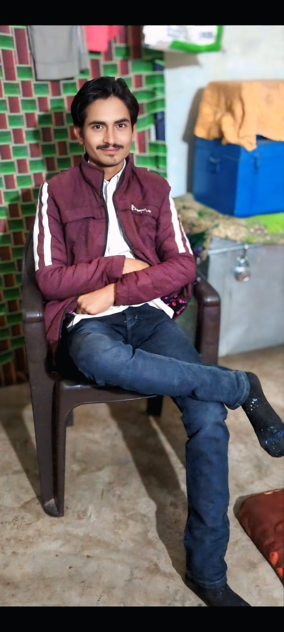 मृतक की फाइल फोटो.