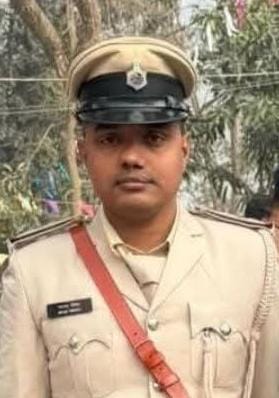 थानेदार राजा सिंह.