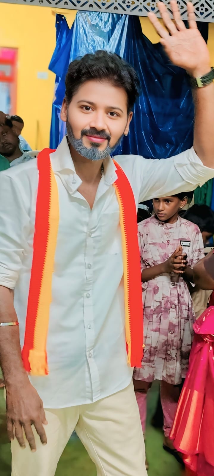 विजय के डुप्लीकेट चुनावी मैदान में (Photo-ITG)