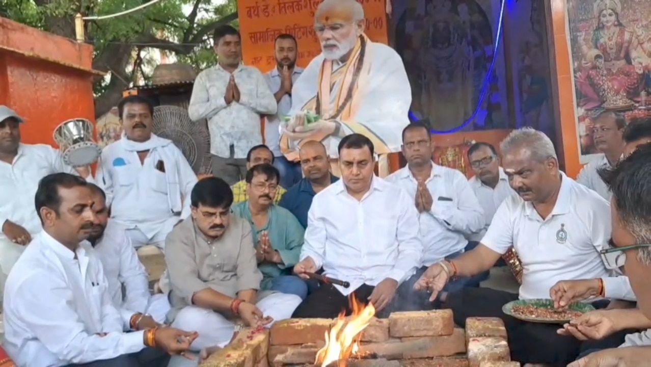 PM मोदी