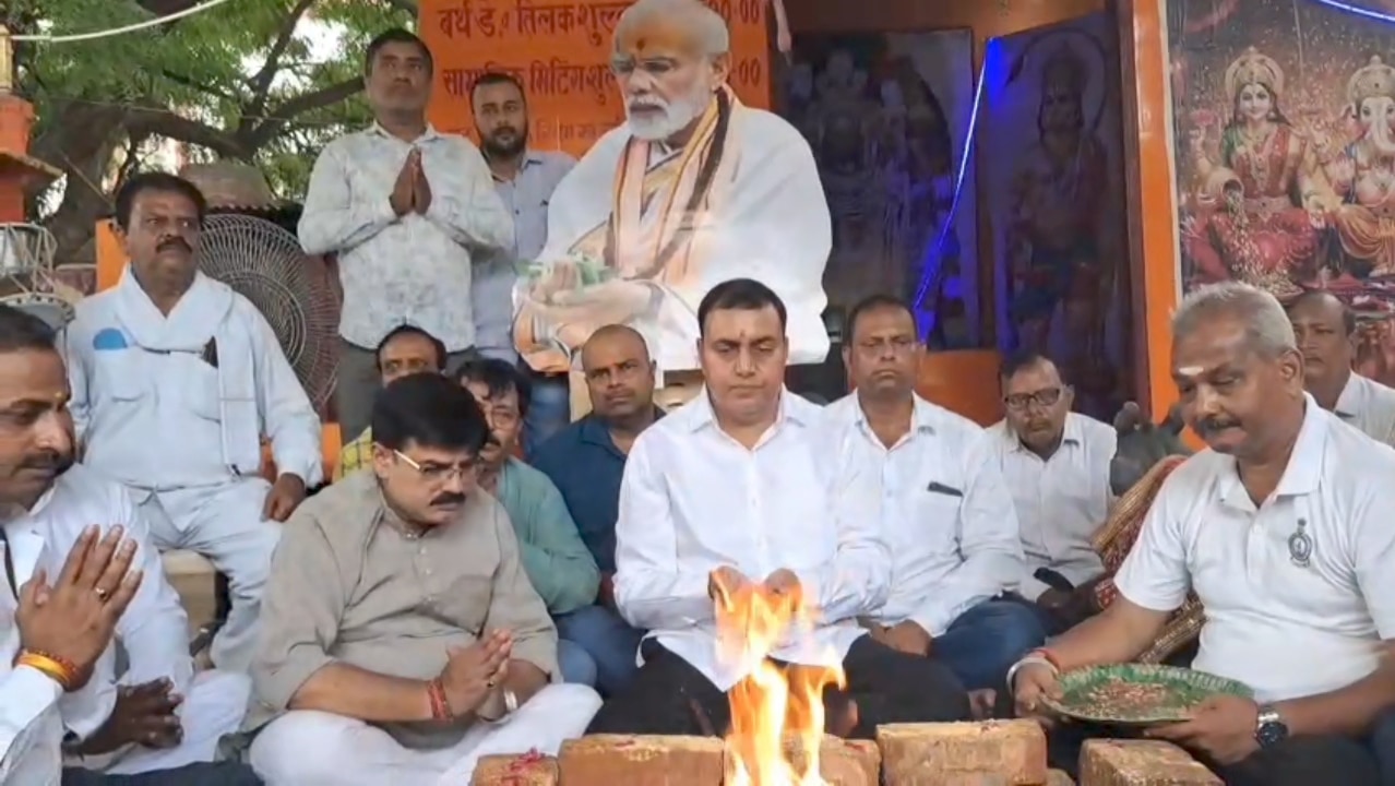 PM मोदी