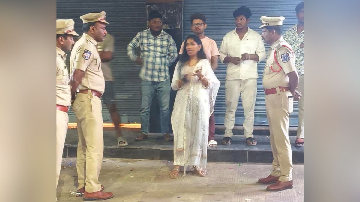 who is ips b sumathi hyderabad woman cp undercover operation women safety