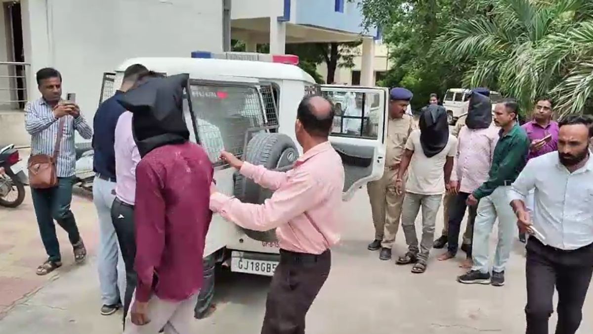 Who Is Mumbai Woman Kavita One Month Old Baby Was To Be Sold For Rs 1 Lakh 50 Thousand