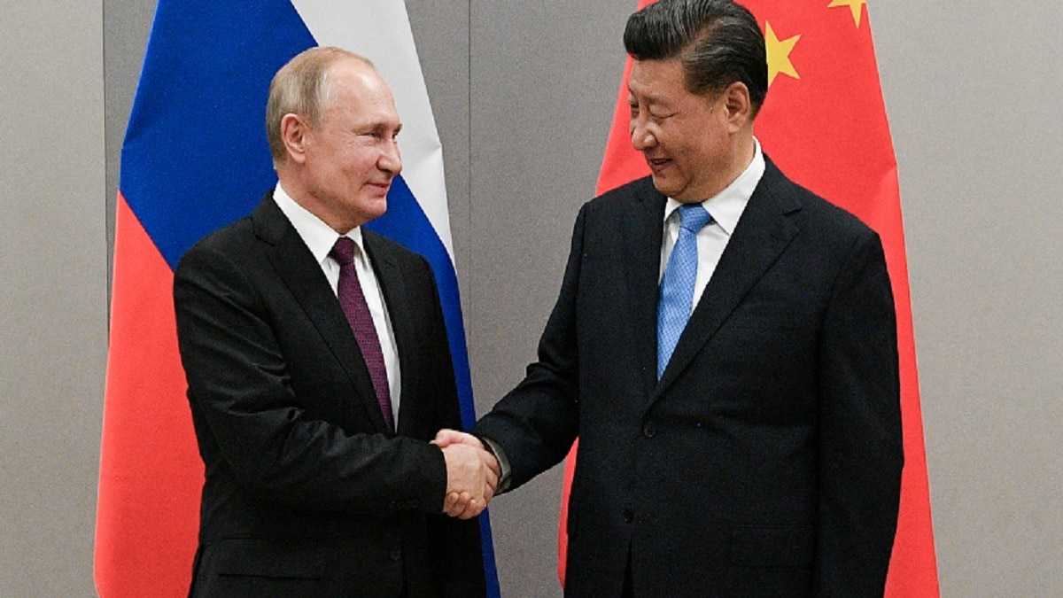 रूस के राष्ट्रपति व्लादिमीर पुतिन और चीनी राष्ट्रपति शी जिनपिंग