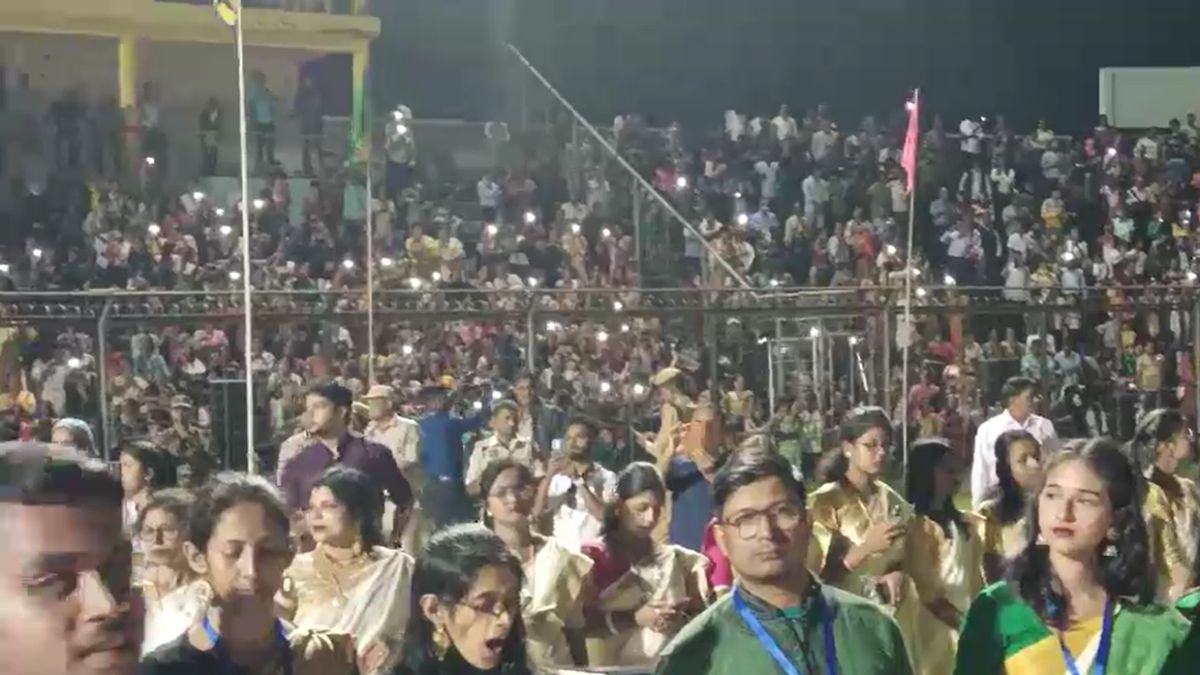 Zubeen garg birthday celebrate grandly huge gather honor icon