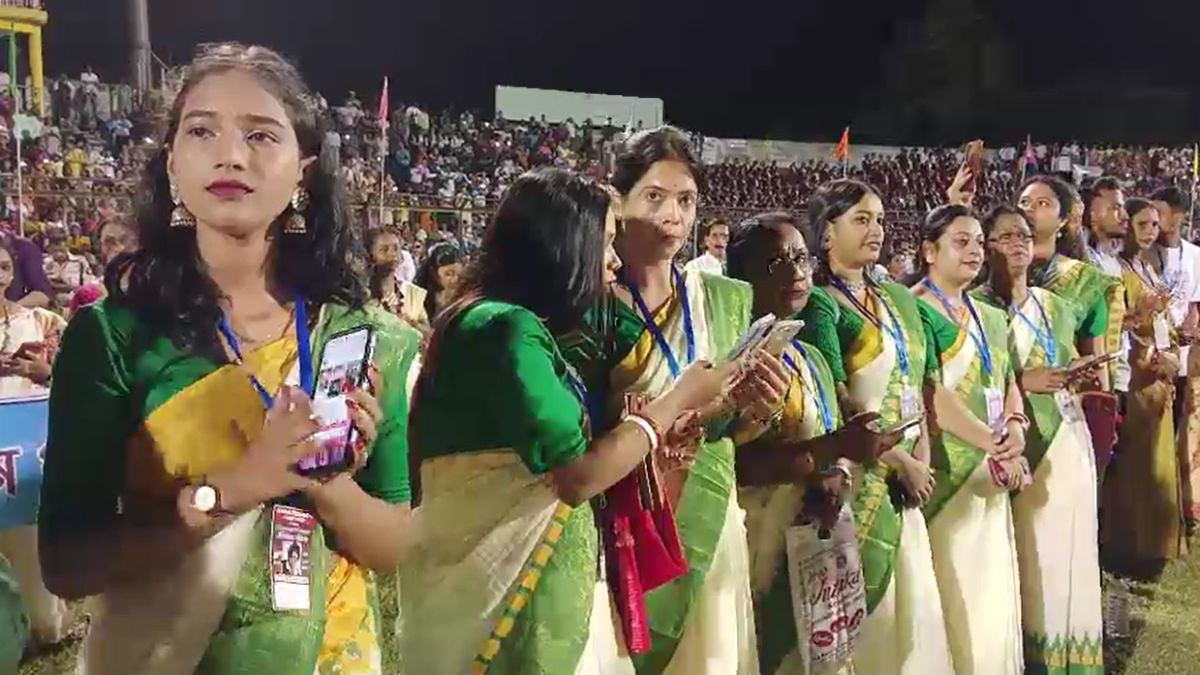 Zubeen garg birthday celebrate grandly huge gather honor icon