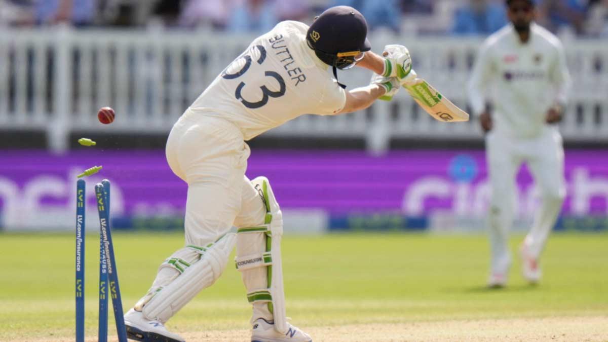 इशांत की गेंद पर बोल्ड हो गए बटलर (पीटीआई) इशांत की गेंद पर बोल्ड हो गए बटलर (पीटीआई)