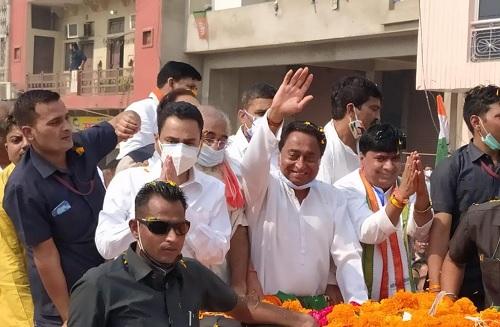 मध्य प्रदेश के पूर्व मुख्यमंत्री कमलनाथ ने भी किया ताबड़तोड़ प्रचार