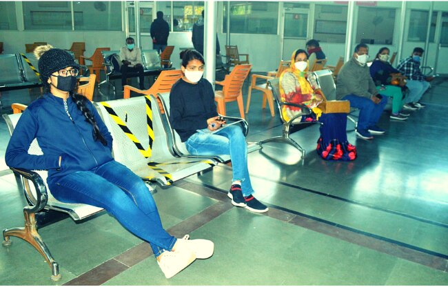 कोविड नियमों का पूरा ध्यान रखा जा रहा है