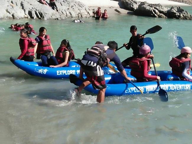 राफ्टिंग जैसी सेवाओं के ऑपरेटर्स ने बयान किया अपना दर्द