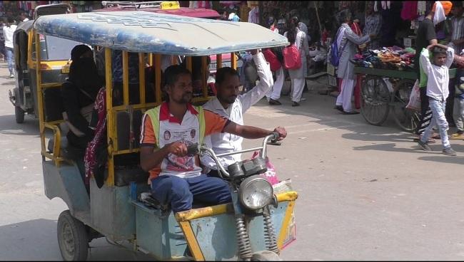 साइकिल रिक्शे से ई-रिक्शा पर शिफ्ट करने की है तैयारी