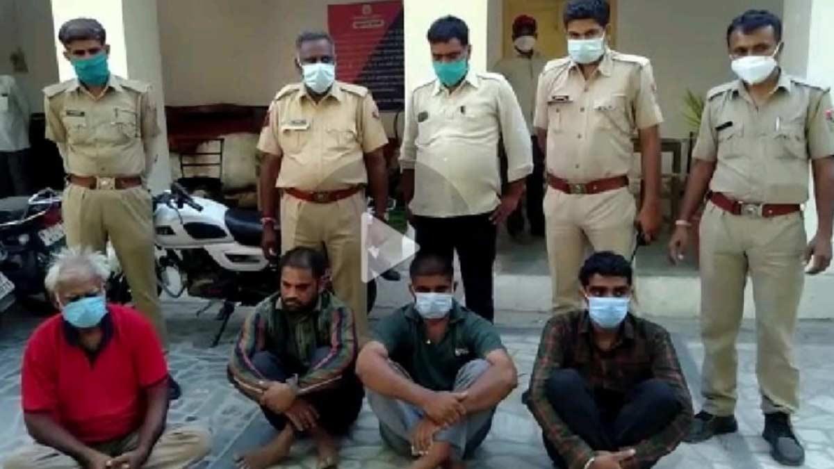 ऊंट की बलि देने के मामले में गिरफ्तार 4 आरोपी