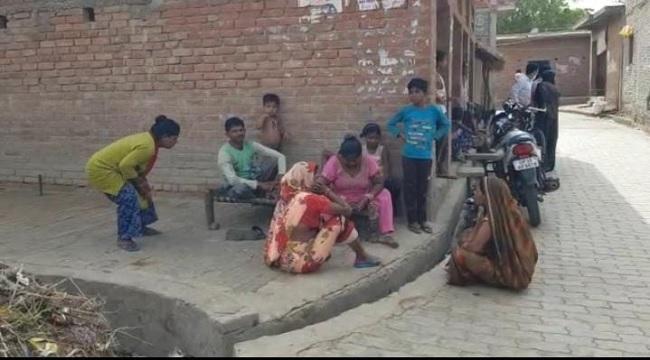 ग्रामीणों में है भय