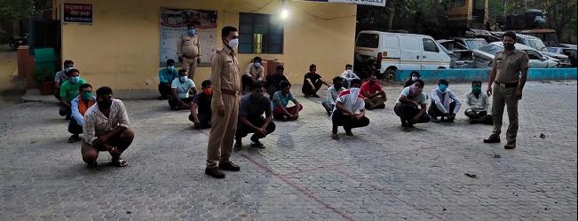 मास्क नहीं लगाने, सार्वजनिक स्थान पर थूकने के लिए पुलिस ने काटे चालान