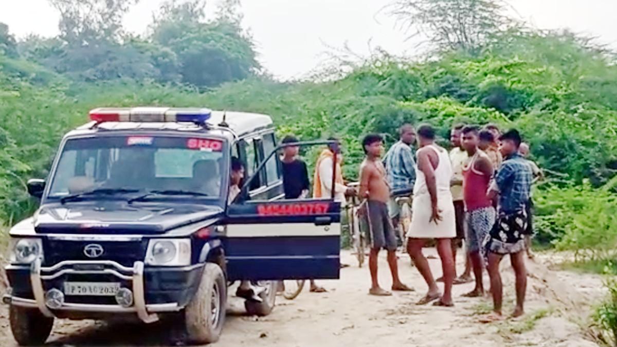 मौके पर पुलिस.