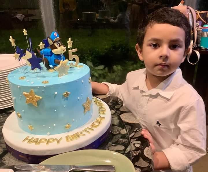 नाती के जन्मदिन में शामिल हुए लालू और राबड़ी देवी (फोटो-FB)