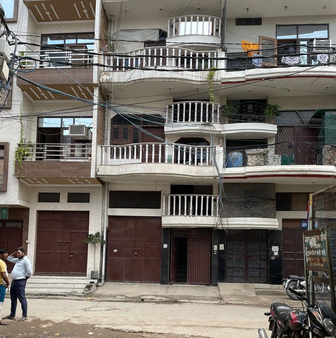 इसी फ्लैट में रुके थे शूटर