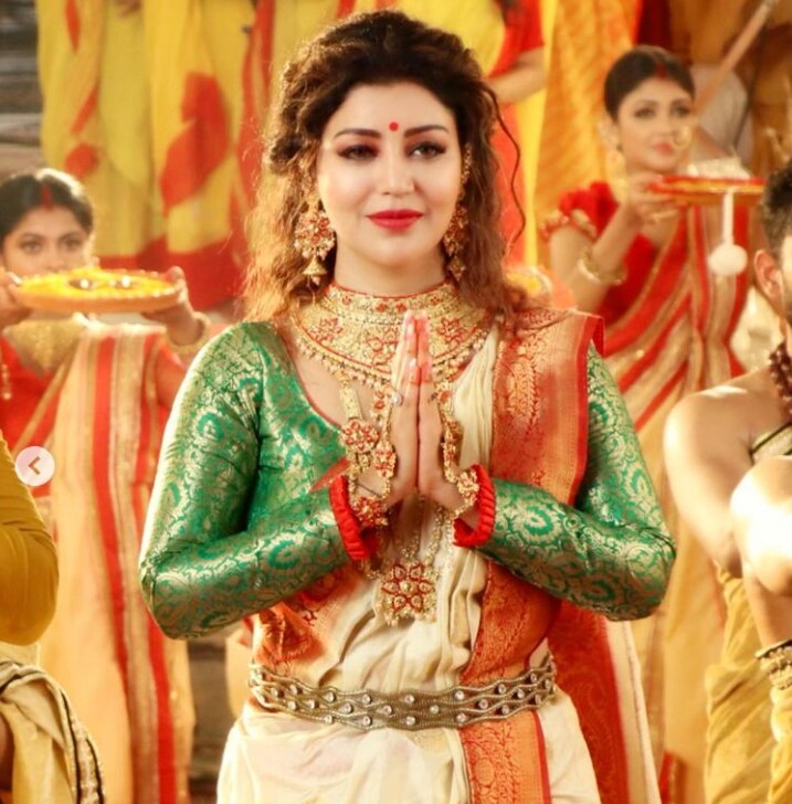 देबीना बनर्जी 