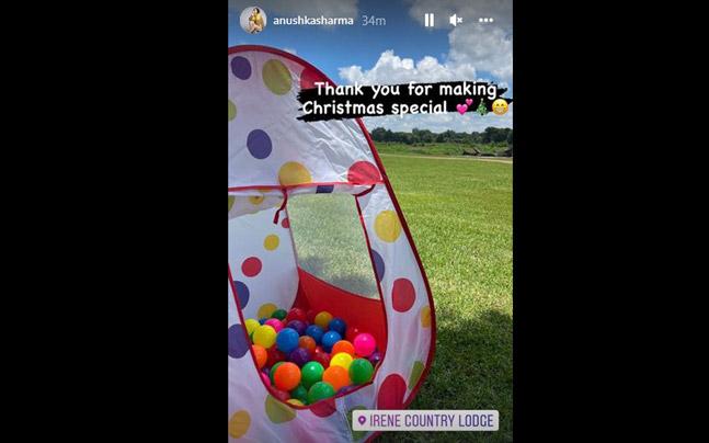 विराट-अनुष्का का क्रिसमस सेलिब्रेशन