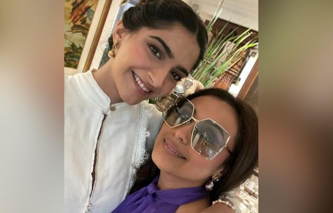 सोनम कपूर संग रानी मुखर्जी