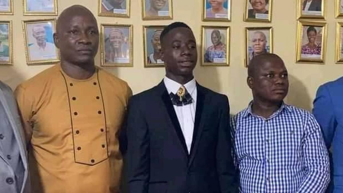 राष्ट्रपति जॉर्ज विया के साथ इमैनुएल टुलो 