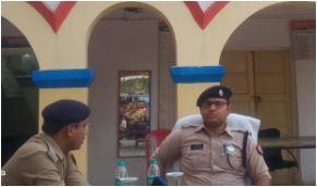 मौके पर मौजूद एसपी अभिनंदन.