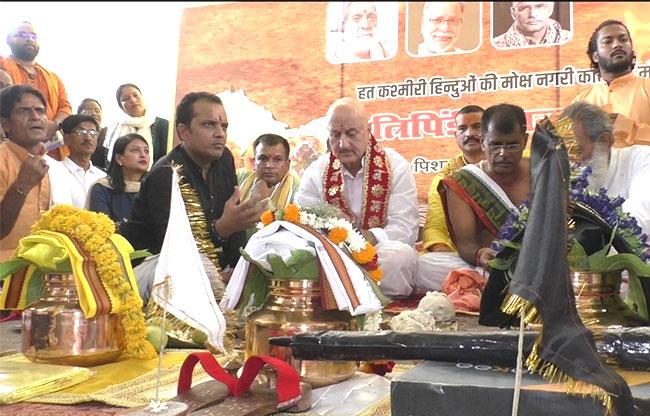 अनुपम खेर