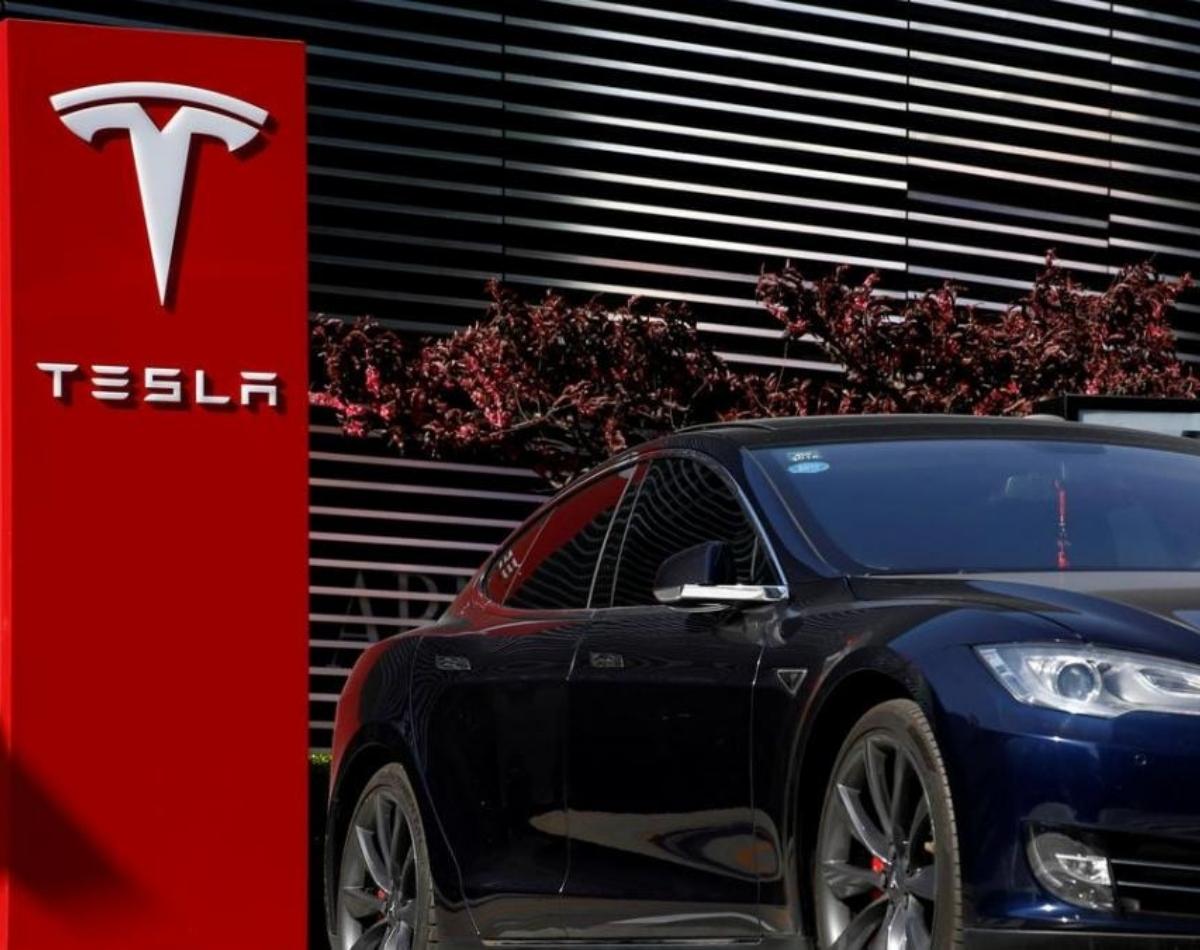 टेस्ला