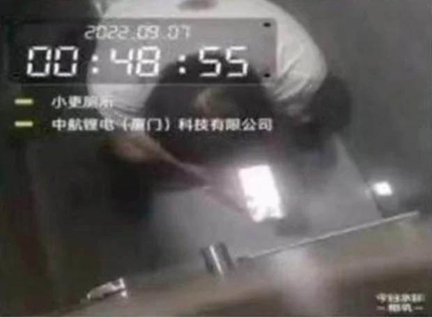 toilet cctv footage