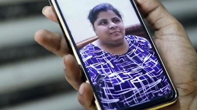 बड़ी बहू सुरभ‍ि