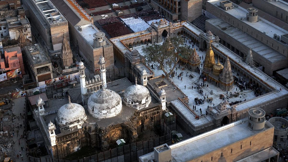 ज्ञानवापी मस्जिद परिसर का विहंगम दृश्य (Photo:AP)