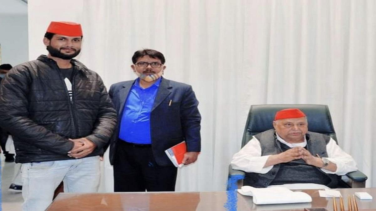 सपा के छात्र कार्यकर्ता