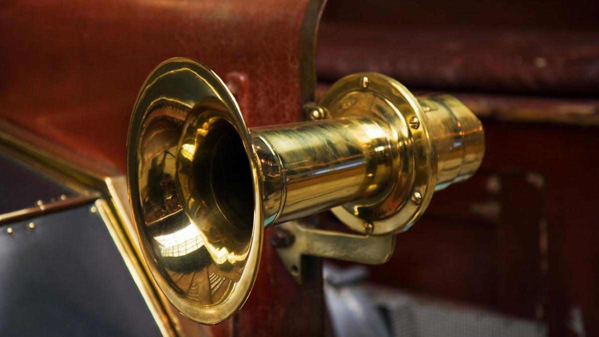 Pressure Horn