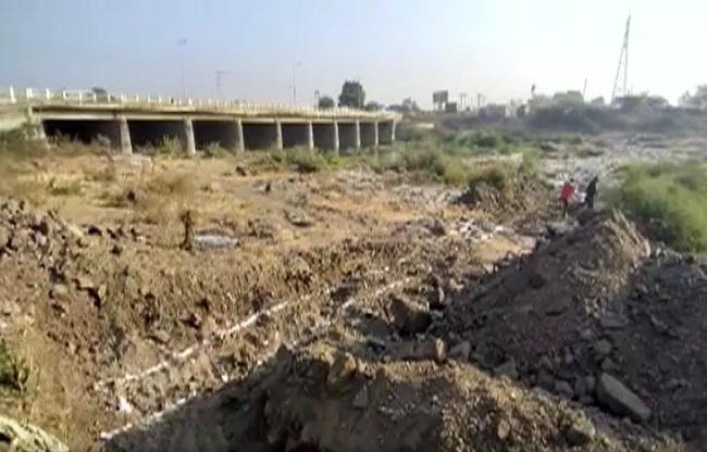 चेक डैम.